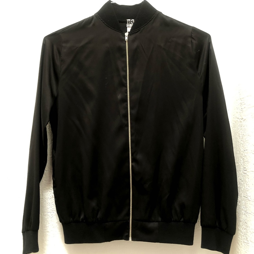 black zipper jacket